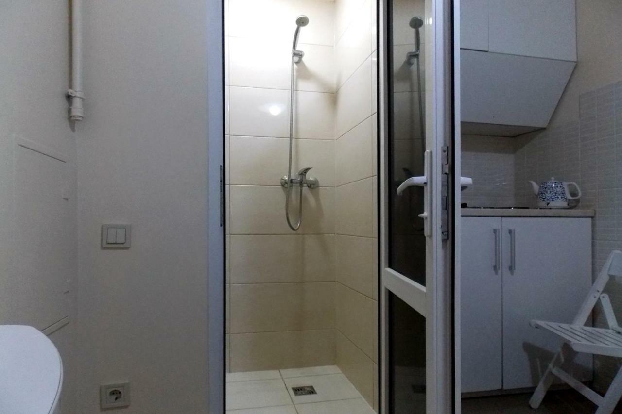 Compact Studio In The City Center Apartment Lviv Exterior photo